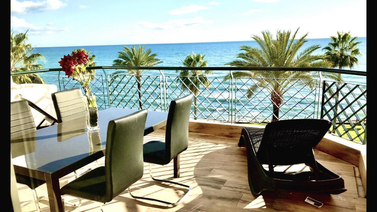Mi Capricho B17 Beachfront Apartment Sitio de Calahonda Bagian luar foto